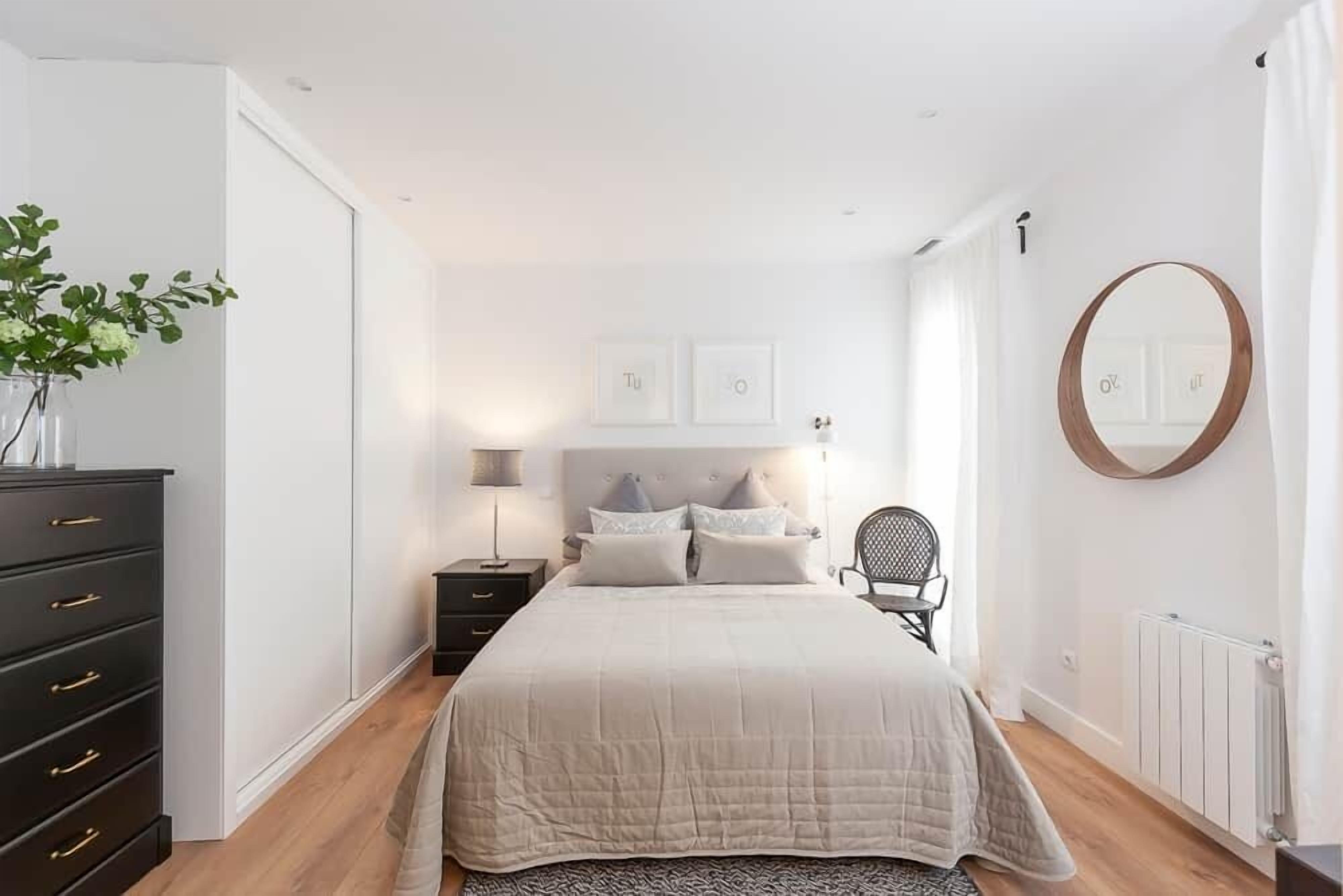 3 bedrooms, WiFi, bed sheets