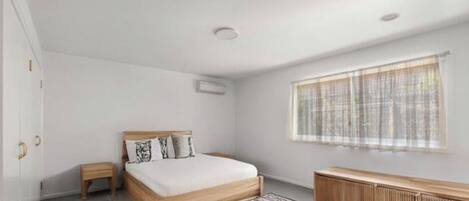 4 camere, ferro/asse da stiro, Wi-Fi, lenzuola