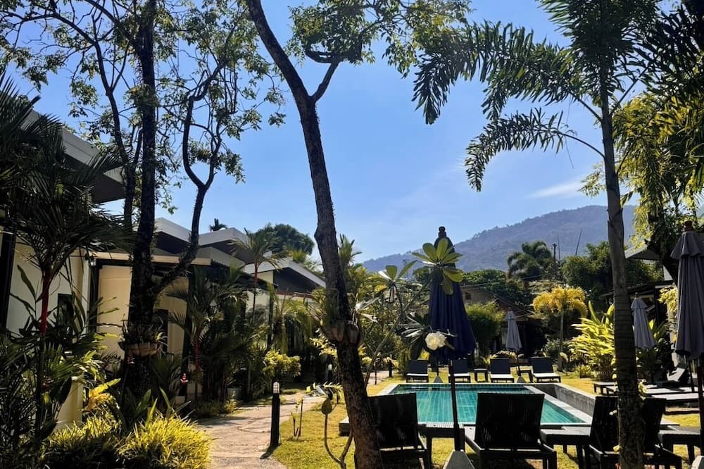 La Casa Bangtao Resort