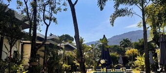 La Casa Bangtao Resort