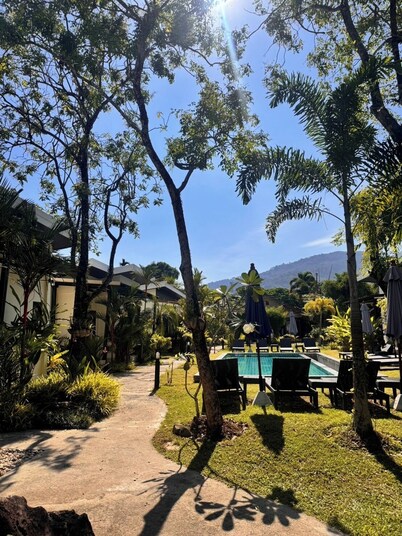 La Casa Bangtao Resort