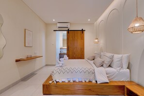 In-room safe, free WiFi, bed sheets - Villa Sweetie - Seminyak (Seminyak)