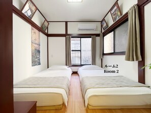 صورة غير مصنفة، 5 من 25، زرّ