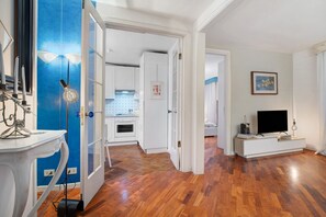 1 bedroom, iron/ironing board, WiFi, bed sheets - Apartment 'Residenza Correr near San Marco' with Wi-Fi and Air Conditioning (Venice)