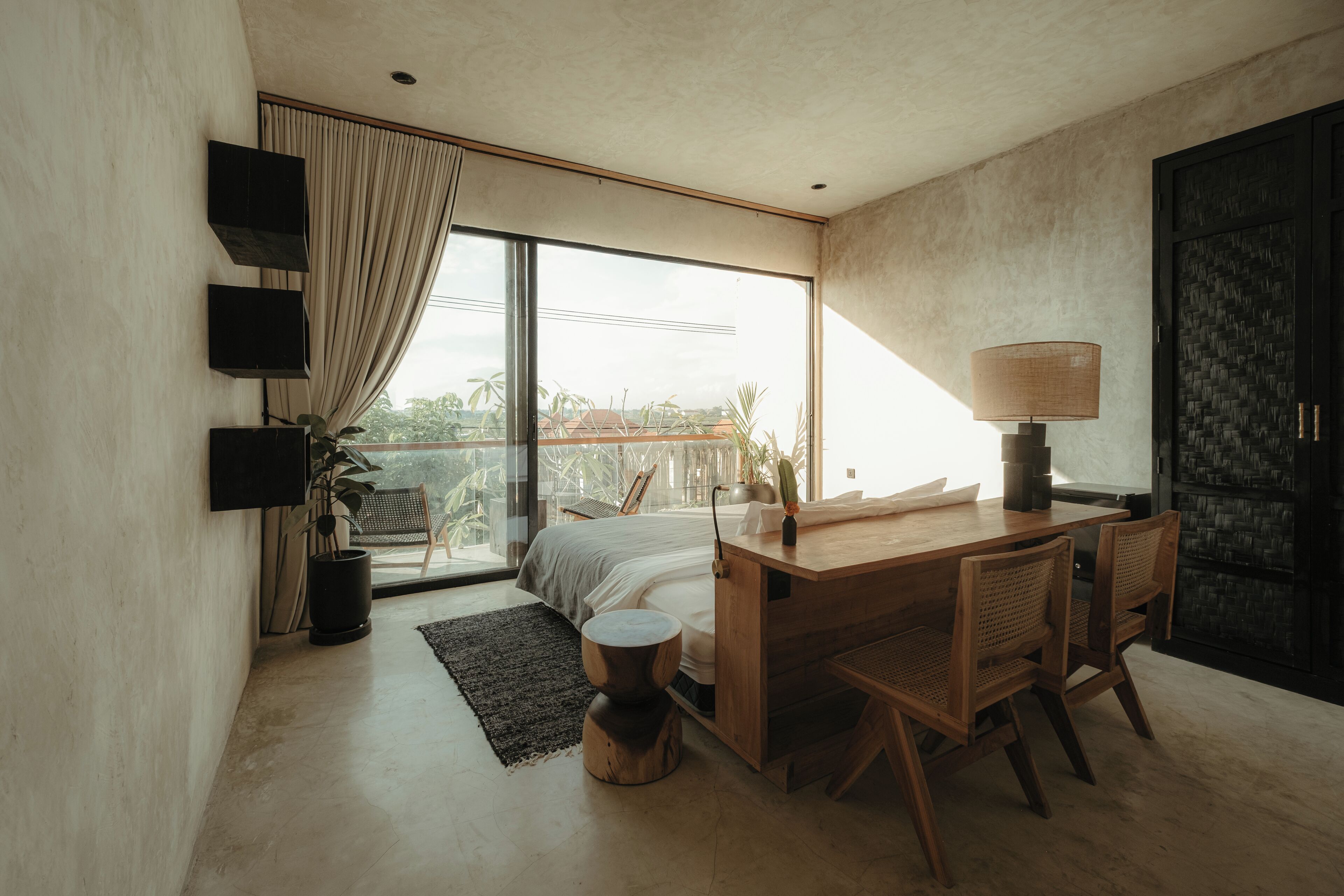 Estudio, fumadores, vistas al patio | Cabezal de ducha de mano