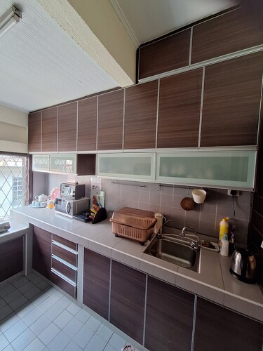 Spacious 4-bedroom house in gorgeous Subang Jaya with AC