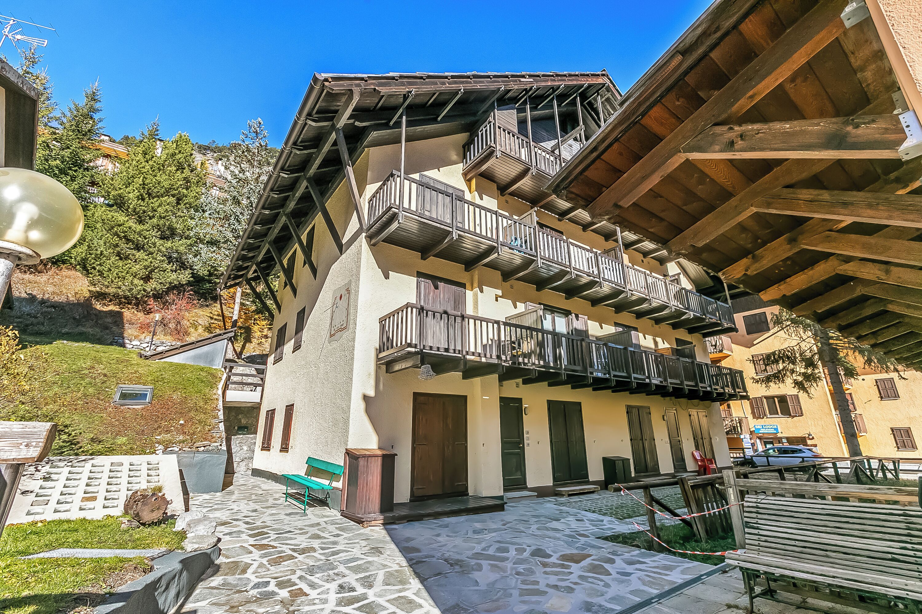 Standard-Apartment, Mehrere Schlafzimmer (Rochebrune 5th) | Außenbereich