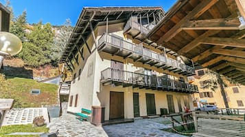 Standard Apartment, Multiple Bedrooms (Rochebrune 5th) | Exterior