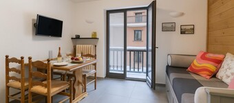 Rochebrune Apartments