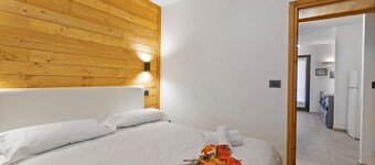 Rochebrune Apartments