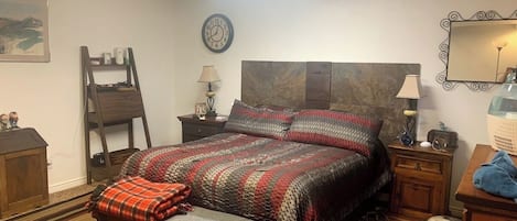 2 dormitorios, tabla de planchar con plancha, wifi y ropa de cama