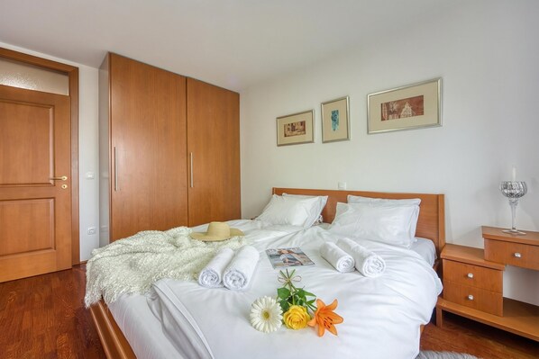 1 chambre, espace de travail pour ordinateur portable, Wi-Fi gratuit