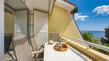 Appartement Familial, plusieurs chambres (Sunset Gold Apartment Portoroz) | Restauration extérieure