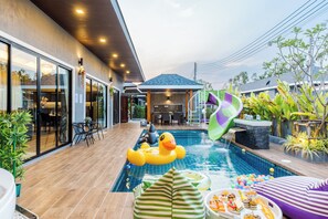 Vila, 3 kamar tidur, akses difabel, Boleh Merokok | Kolam renang | Kolam renang outdoor