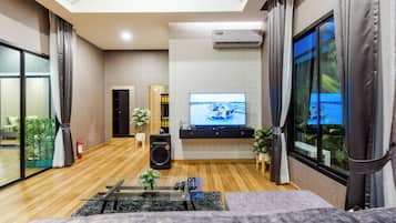 Villa, 3 Bedrooms, Accessible, Smoking