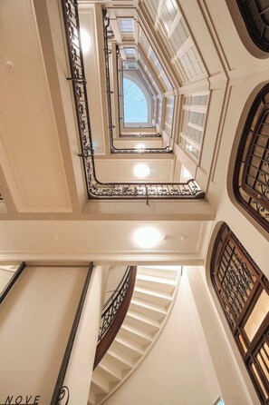 Interior - Luxury 3BR Penthouse | Terrace | Aliados | DA’Home (Porto)
