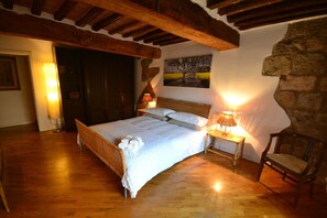 Fer et planche à repasser, Wi-Fi, draps fournis