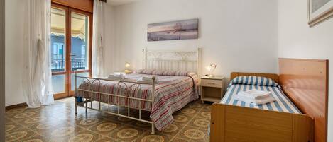 Strykejern/-brett, wi-fi og sengetøy