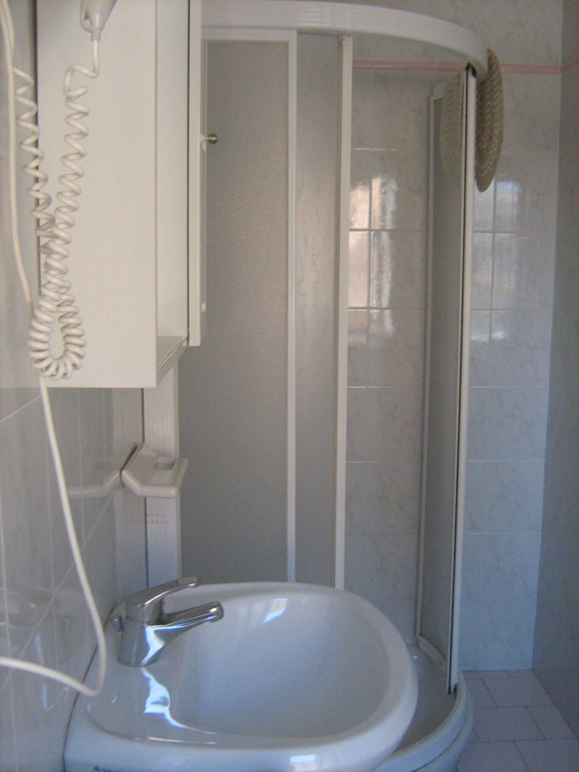 Doccia, asciugacapelli, asciugamani