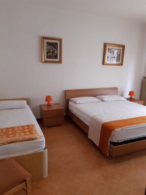 Ferro/asse da stiro, Wi-Fi, lenzuola