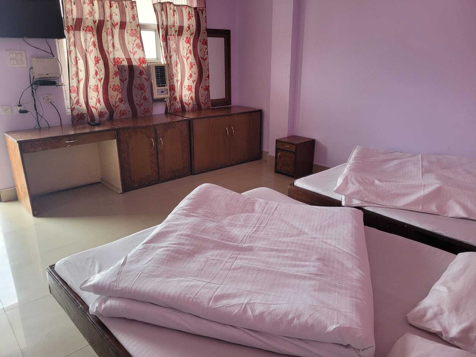 Standard Quadruple Room | Free WiFi