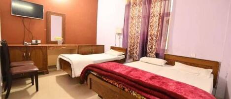 Standard-Dreibettzimmer