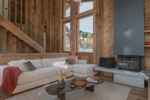 Smart TV, fireplace, foosball, stereo - Chalet Combloux, Megève, Mont-Blanc View (Combloux)