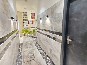 Interior - Taj Pride Inn (Amritsar)