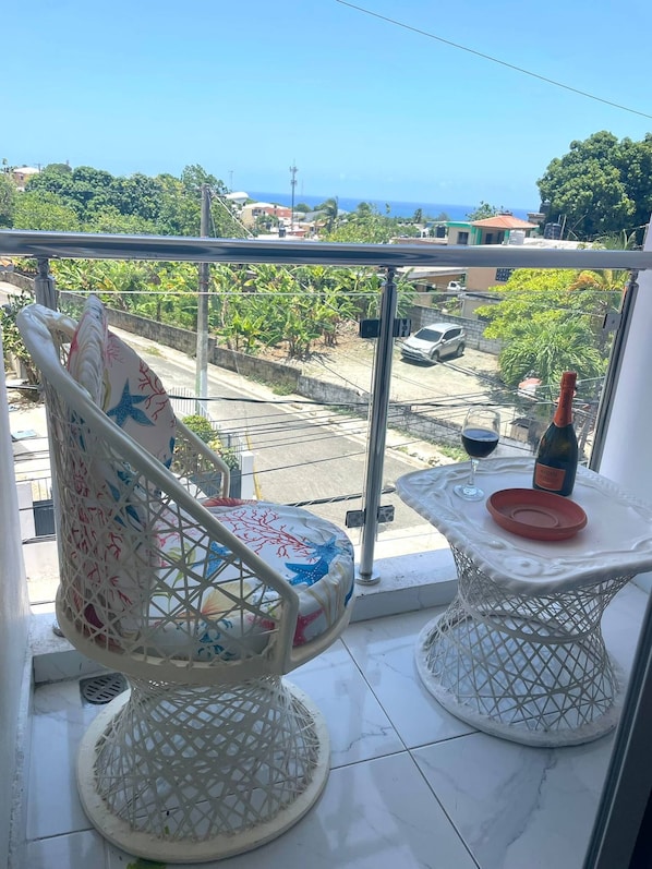 Room, 1 Bedroom, Smoking, Mountain View | Balcony