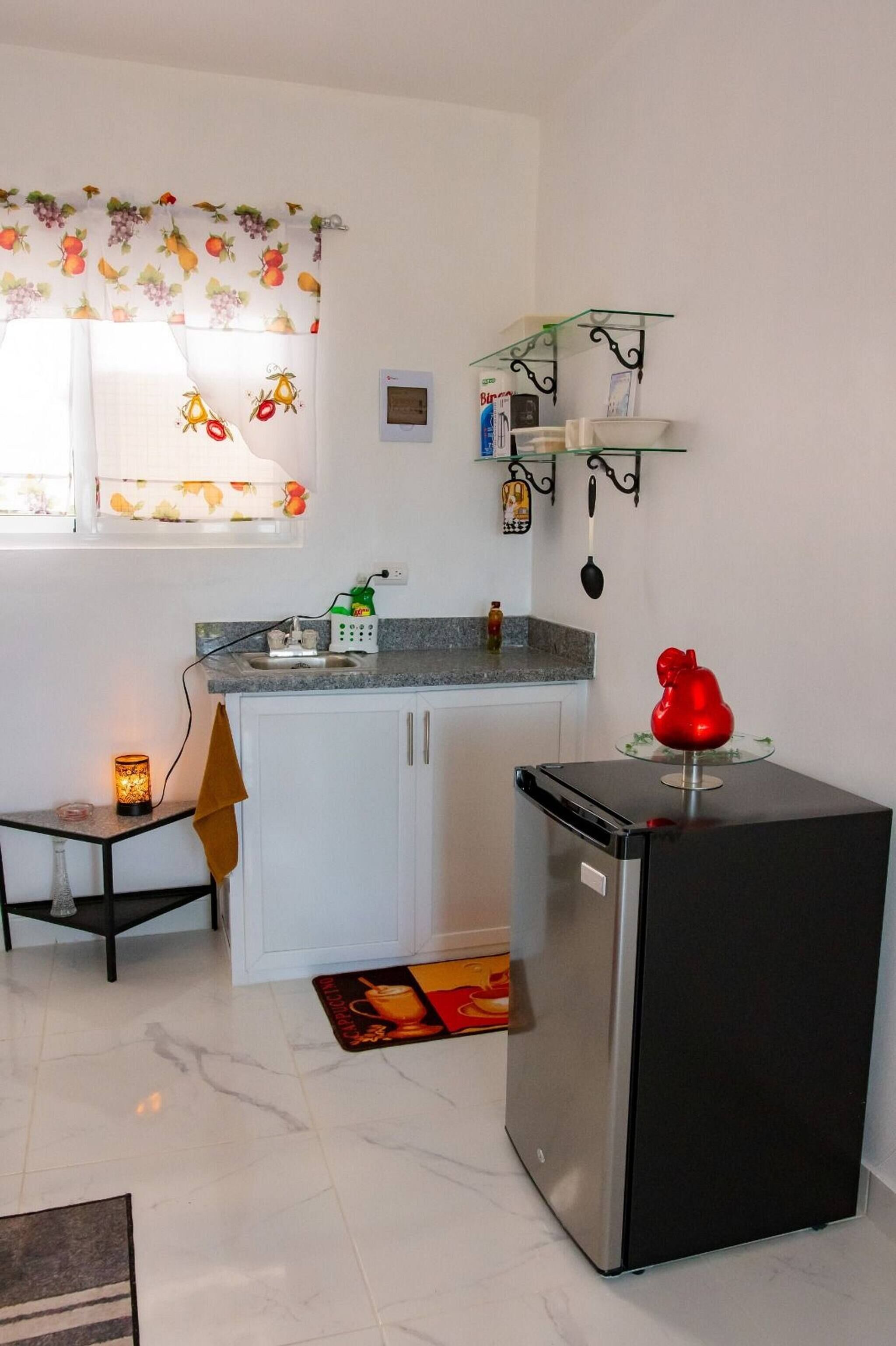 Room, 1 Bedroom, Smoking, Mountain View | Interior