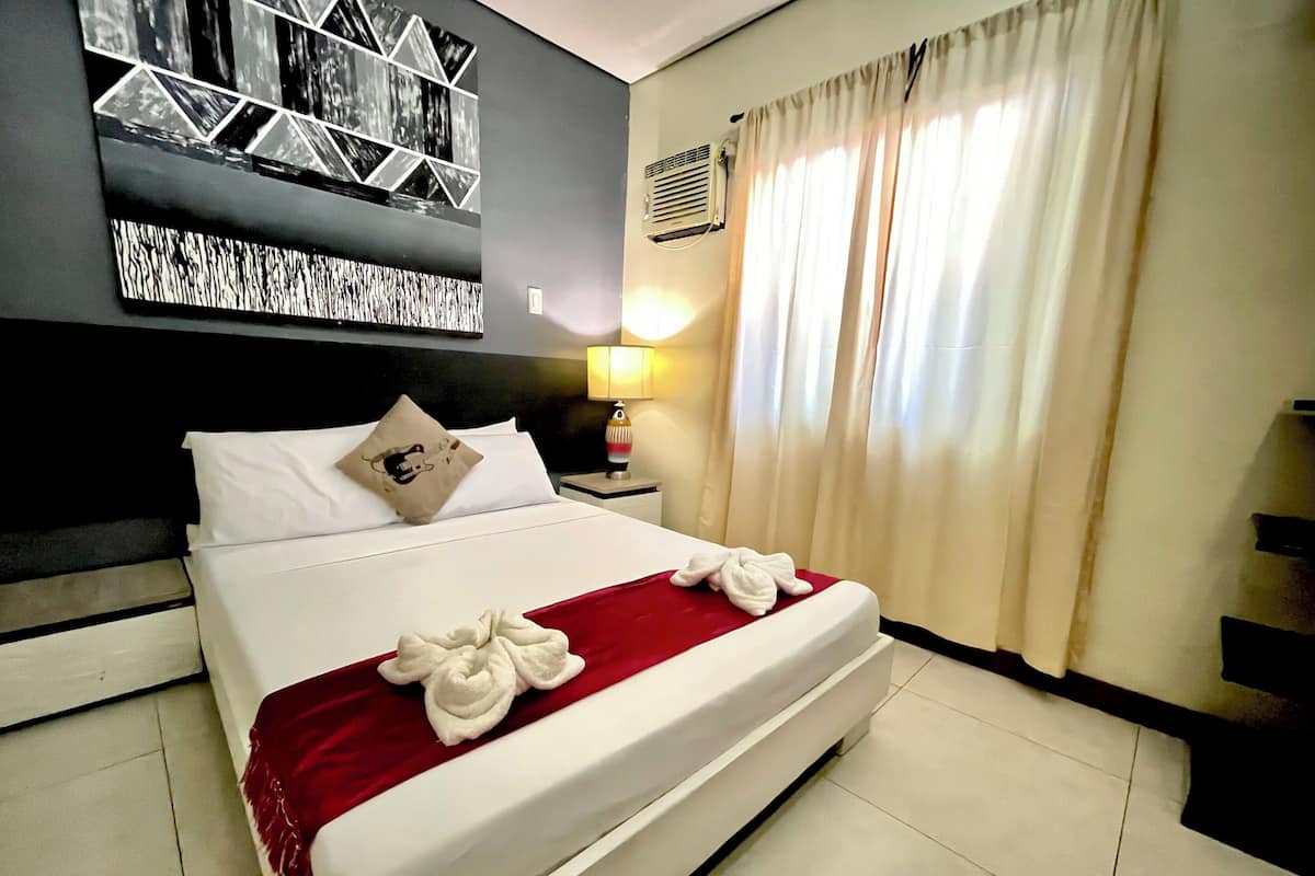 Double Room | Desk, free WiFi