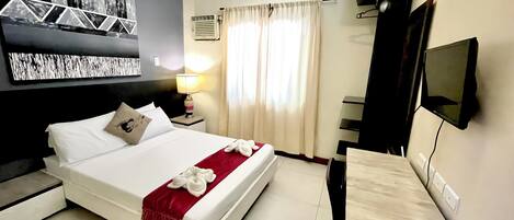 Schreibtisch, kostenloses WLAN