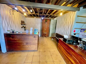 Lobby - D'Goldwin Lodge (Coron)