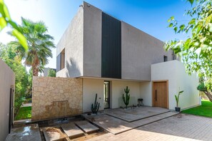 Exterior - Villa Hamza with private pool - My Rental Homes (Oulad Ikhia)