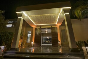 Exterior detail - Villa Malak with private pool - My rental Homes (Marrakesh)