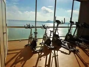 Fitness facility - EXCLUSIVE APARTMENT IN PUERTO SANTA ANA|WIFI +PARKING +RIVERFRONT 2| SWIMMING POOL (Guayaquil)