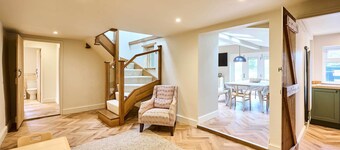 Host & Stay | The Coral Cottage