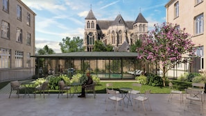 Outdoor dining - ARBELLIA (Châlons-en-Champagne)
