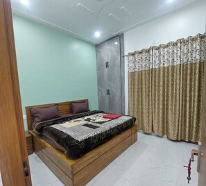 Free WiFi - Himalayan View stay Shehar wala ghar (Dehradun)