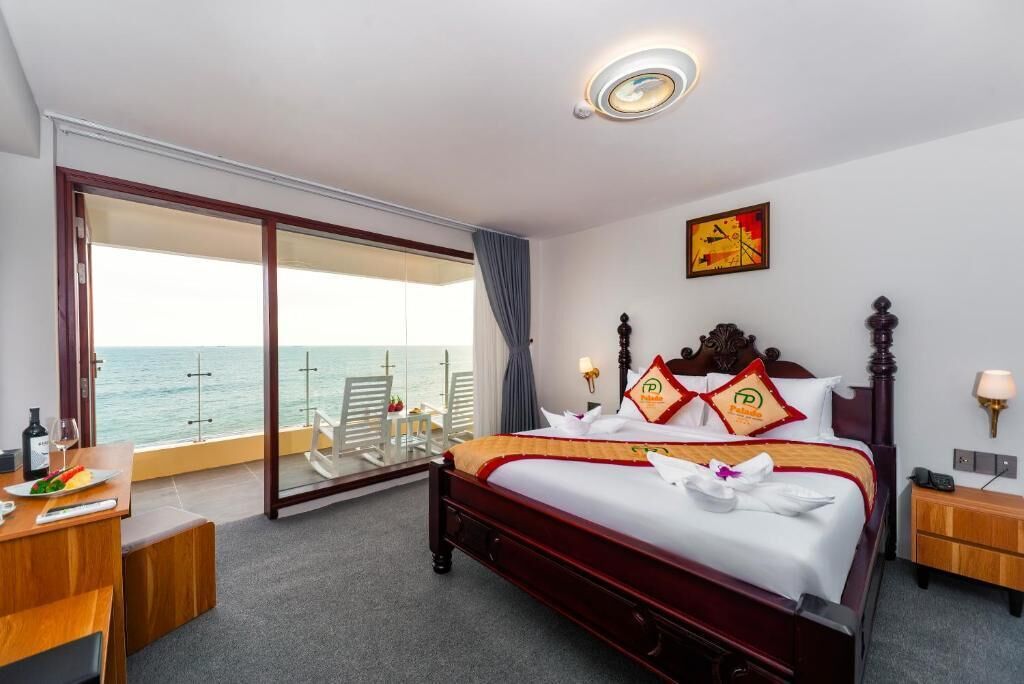 Standard Double Room, Sea View | Free WiFi