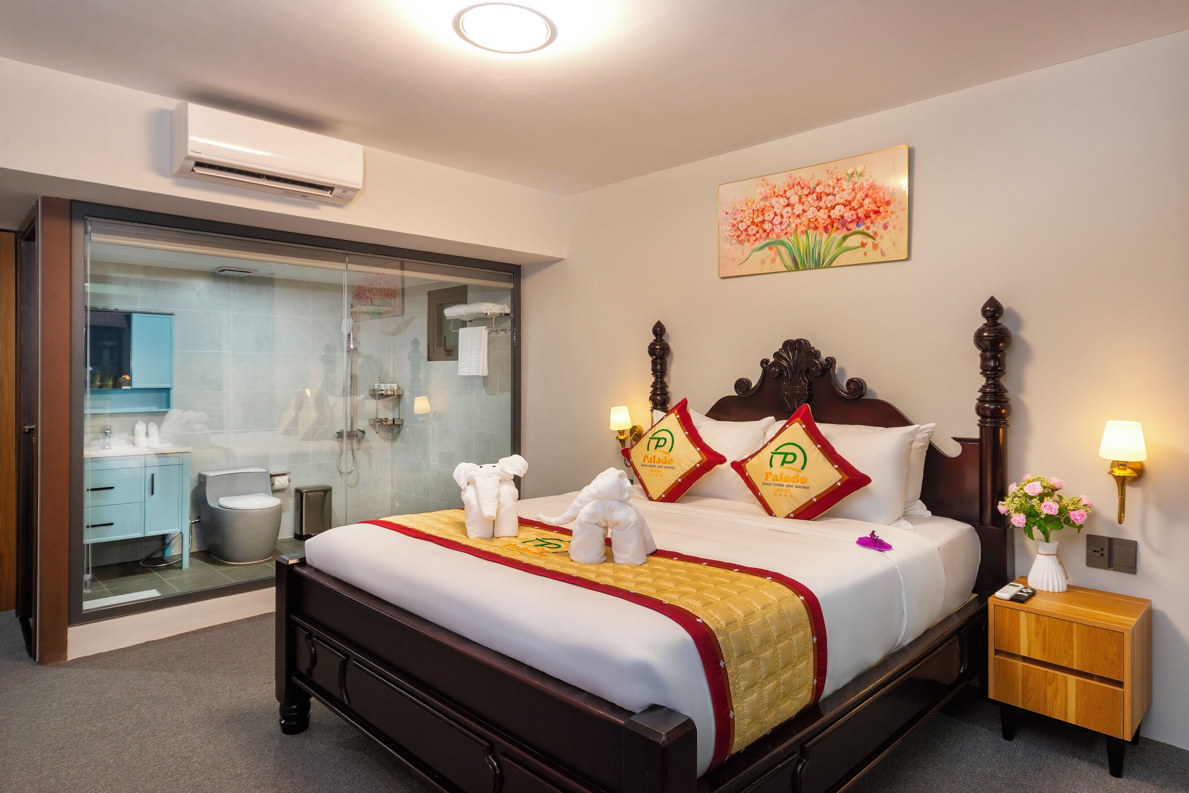 Standard Double Room | Minibar, desk, laptop workspace, blackout drapes