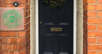 The Linden Lodge; nr Cathedral, with parking