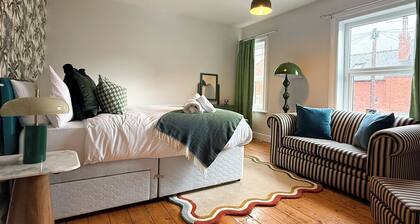 The Linden Lodge; nr Cathedral, with parking