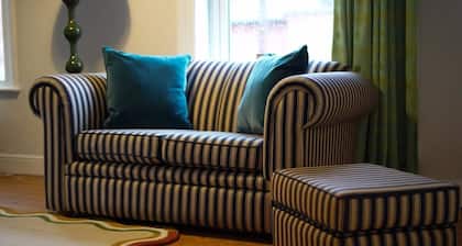 The Linden Lodge; nr Cathedral, with parking