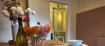 The Maple House common views, central Lincoln