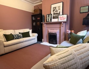Téléviseur, foyer