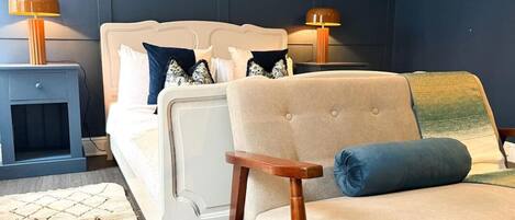 3 bedrooms, iron/ironing board, travel cot, WiFi