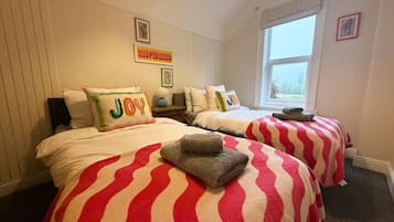 3 soverom, strykejern/-brett, reiseseng for barn og wi-fi