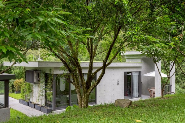 Quarto, vista para o vale | Fachada