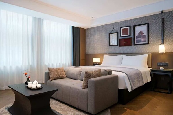 Habitació doble bàsica | Cobrellits, minibar gratuït i escriptori 